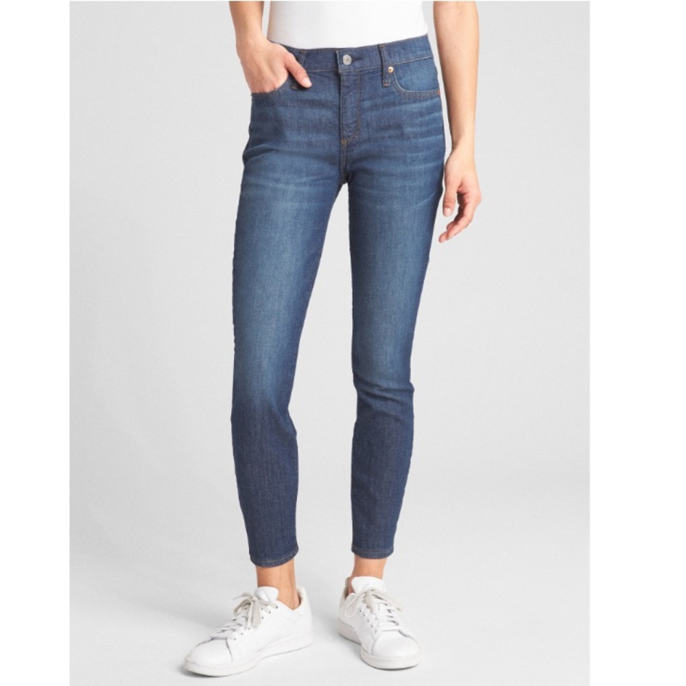 Gap wearlight mid-rise true skinny ankle jean 26
